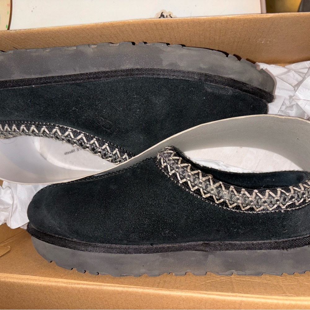 Size 6 women ugg
